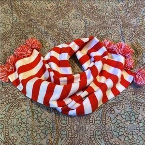 Universal Studios Islands of adventure cat in the hat scarf. Dr Seuss